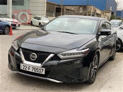 Nissan Maxima